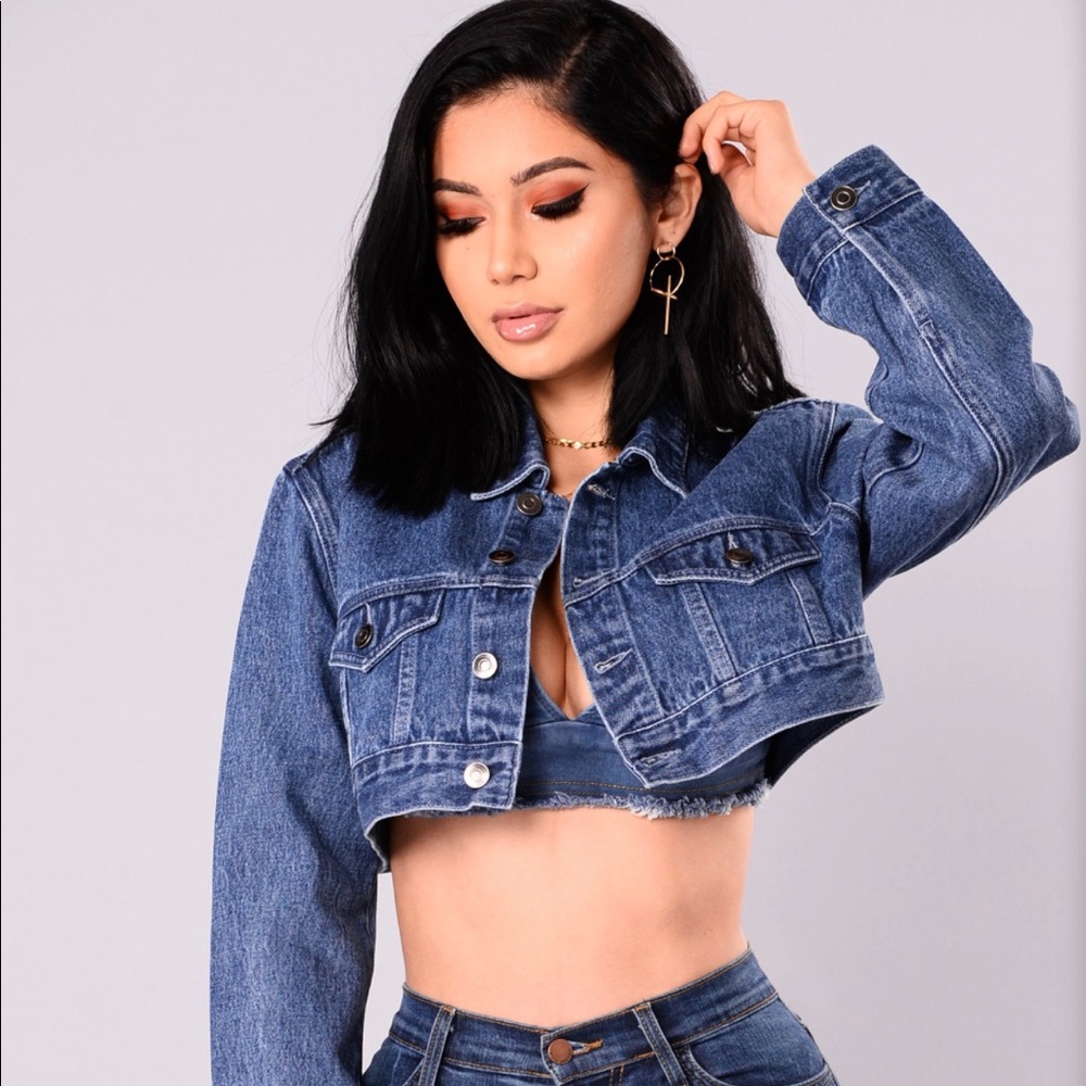 Fashion Nova cropped jean jacket. XL